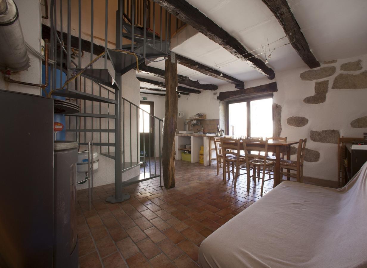 Hostel Xaxid Crni Kal Exterior photo